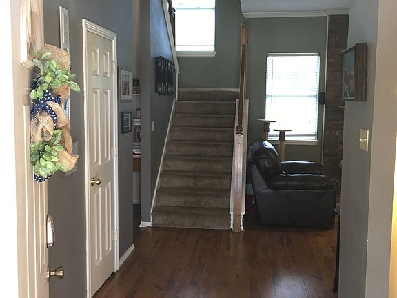 3rd image of 7705 Sagebrush Ct S