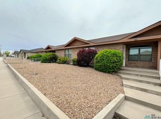 2102 Clover Ln, Roswell, NM 88203