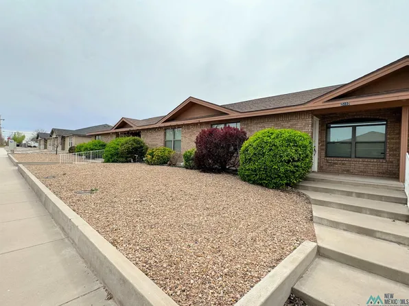 2102 Clover Ln, Roswell, NM 88203