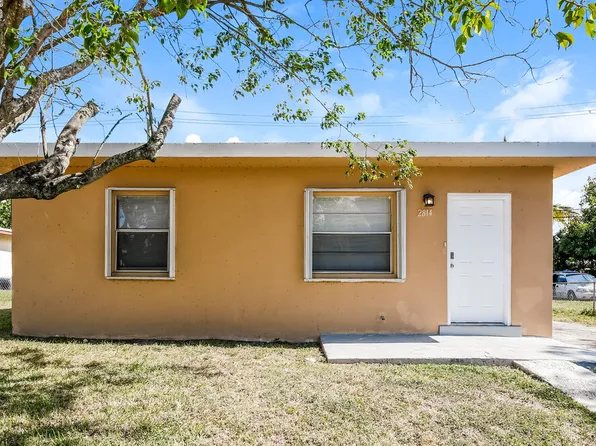 2814 NW 6th St, Pompano Beach, FL 33069