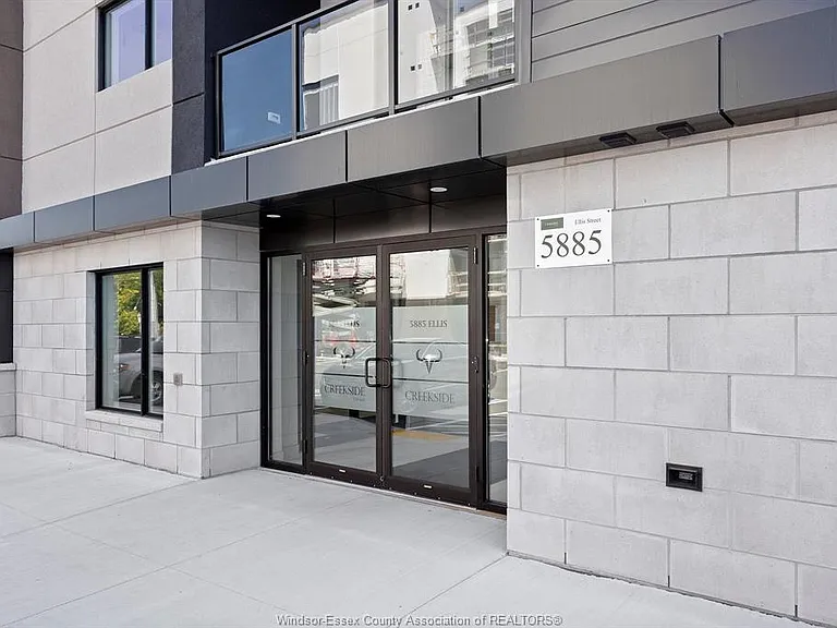 5885 Ellis St #108 — Photo 29