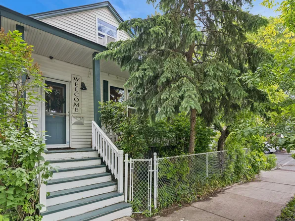 500 W 42nd St, Chicago, IL 60609