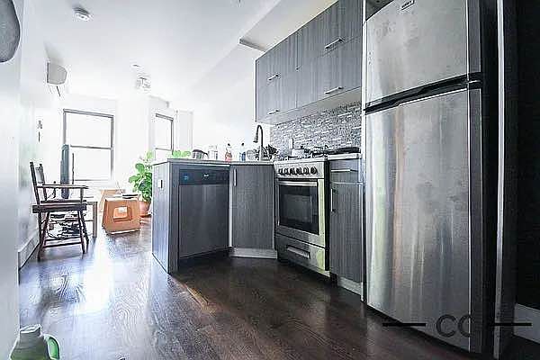 1st image of 66 Pulaski St #3
