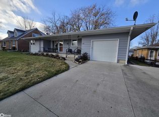 610 S Indiana Ave, Mason City, IA 50401