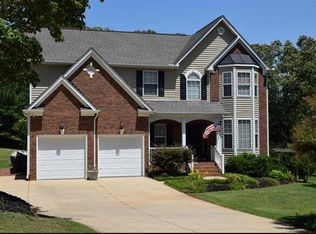 134 Saddlebrook Ave, Pickens, SC 29671