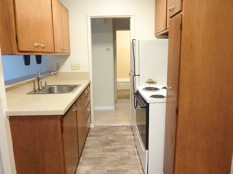 2521 Piedmont Ave #16 — Photo 7