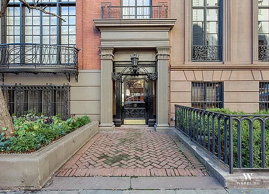 Rented by Warburg | media 45