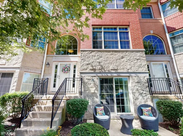 17958 Fountain Cir, Orland Park, IL 60467