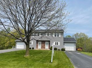 134 Hagan Cir, Oneida, NY 13421