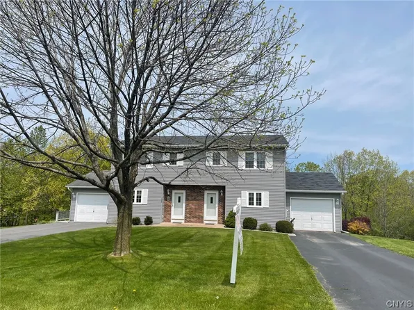 134 Hagan Cir, Oneida, NY 13421