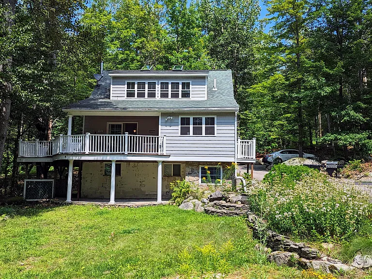 52 Crestview Dr — Photo 41