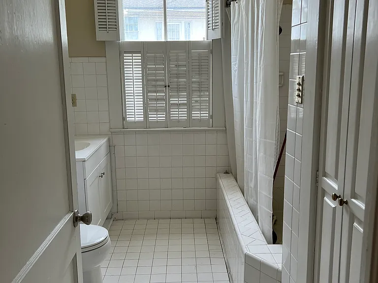 1602 Broadway St — Photo 9