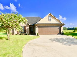120 Allye Ave, Mooreville, MS 38857