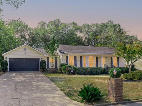 115 Blackhawk Dr, Daleville, AL 36322