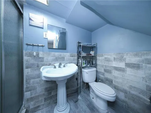 157 Exeter Street image 27 of 40