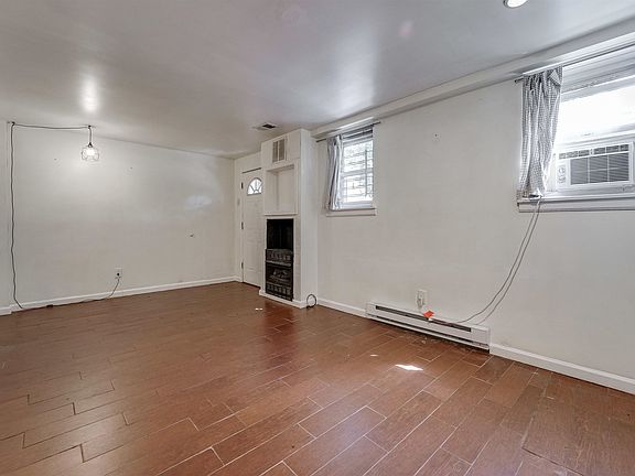 5th image of 354 1st St #1