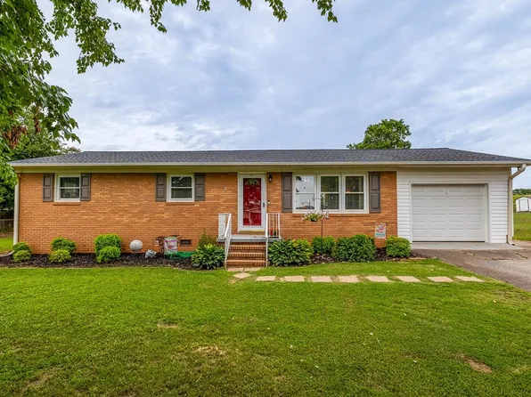 101 Huey St, Boiling Springs, SC 29316