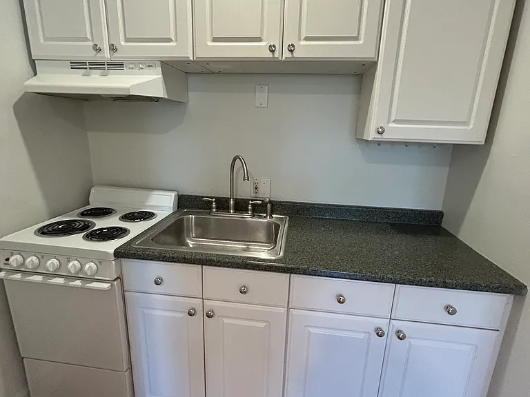 323 Water St #2 — Photo 4