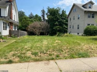 390 Prospect St, East Orange, NJ 07017