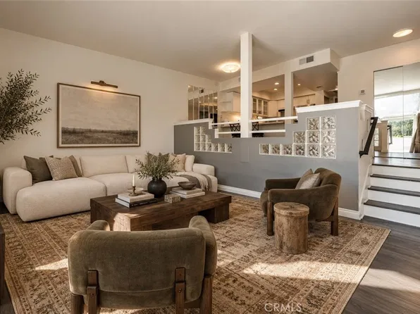 23401 Park Sorrento Unit 3, Calabasas, CA 91302