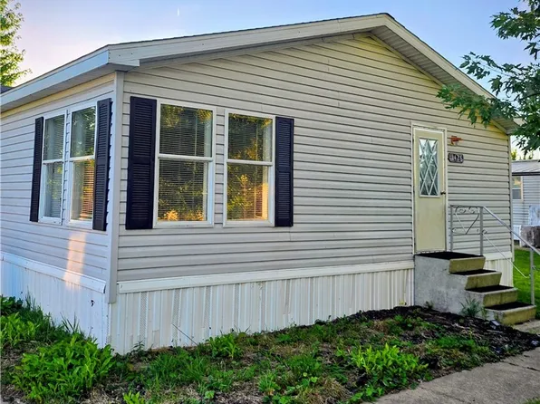 1426 Lancelot Dr, Streetsboro, OH 44241