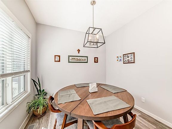5th image of 508 N Harvest Grove Walk NE