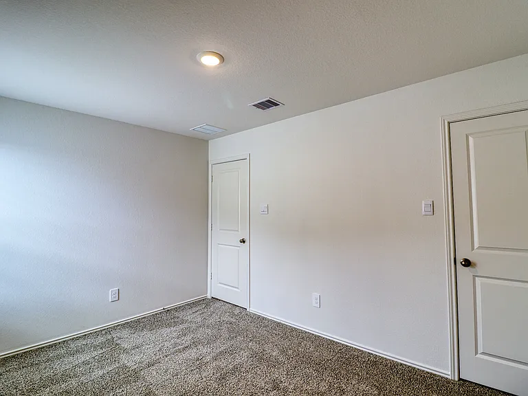 4247 Westbrook Park Ln — Photo 11