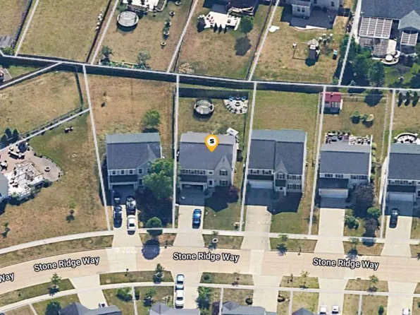 218 Stone Ridge Way, Berea, OH 44017