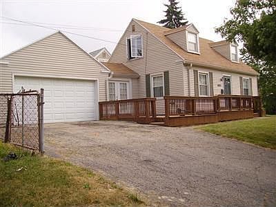 2nd image of 4051 Woodbine Ave