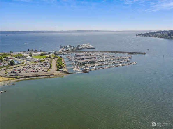 25 XX Coveview Lane NE, Kingston, WA 98346