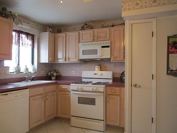 5th image of 5970 Lake Bluff Dr Unit 602