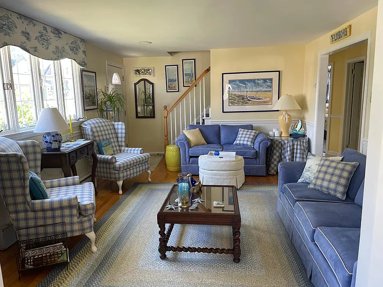 13 Whitecap Rd — Photo 8
