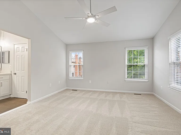 7867 Wintercress Ln — Photo 16