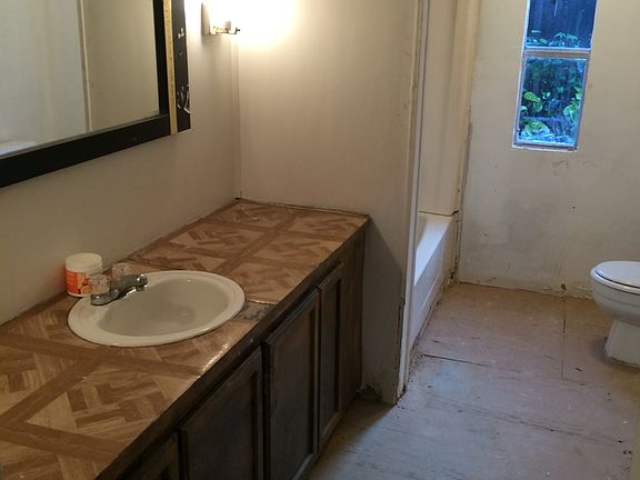 3rd image of 13160 SW 7th Pl