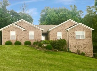 7012 Rainelle Dr, Lanesville, IN 47136