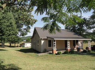 9450 Spring Creek Rd, Cookeville, TN 38506