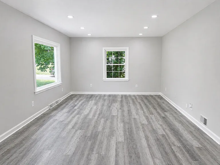 617 Evergreen Ave — Photo 8