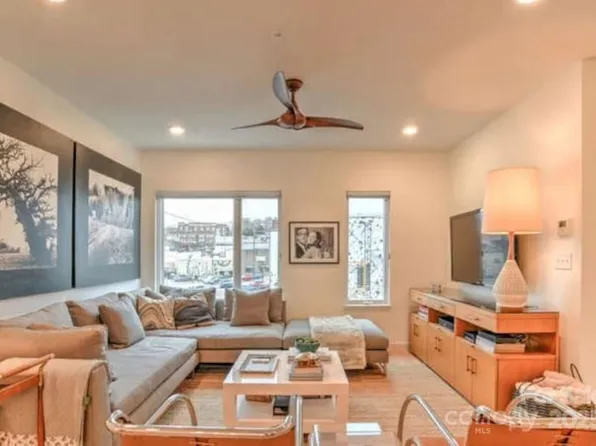 243 Short Coxe Ave, Asheville, NC 28801