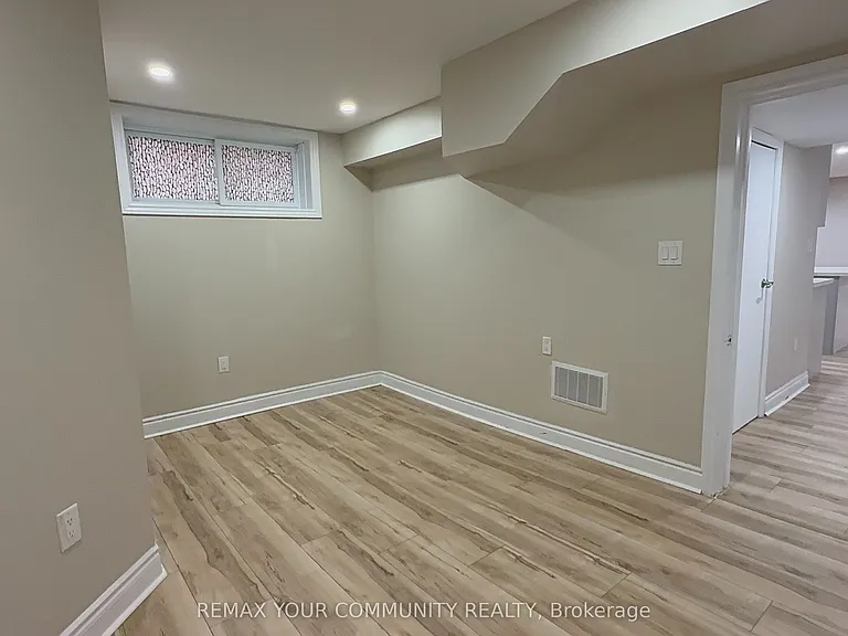 77 Ernest Biason Blvd #LOWER LEVEL — Photo 19