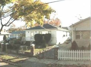 14357 230th St, Laurelton, NY 11413