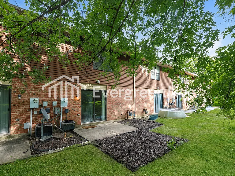 9727 Nettleton Park — Photo 13