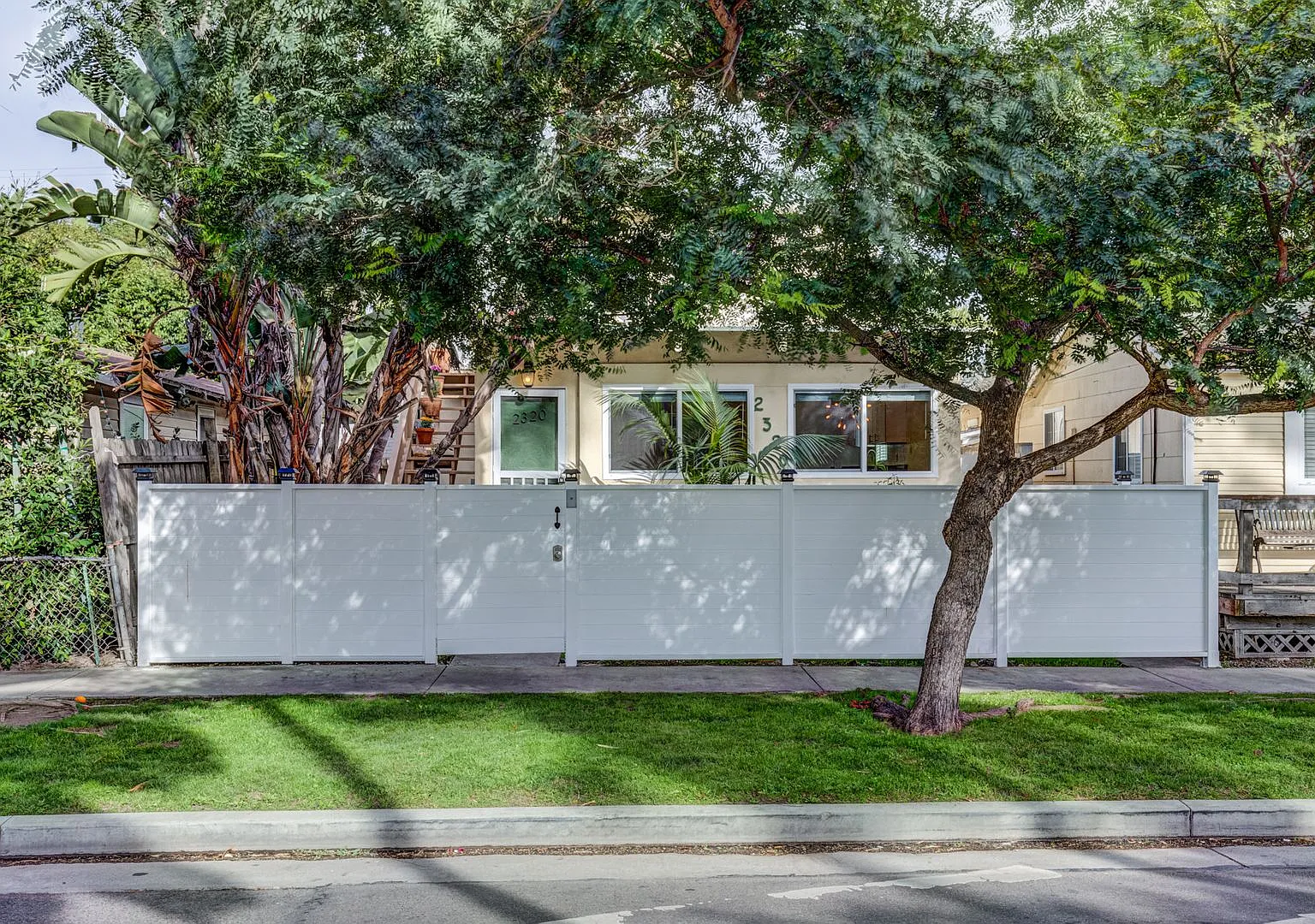 Ocean Avenue Duplex — Photo 2