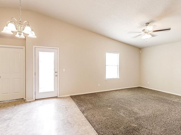 3rd image of 14496 Escalera Dr