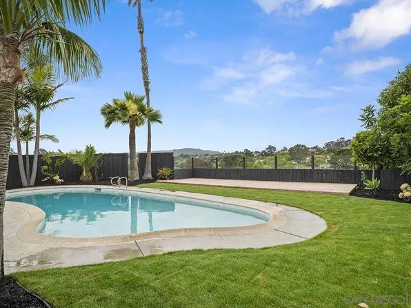 5852 Dirac St, San Diego, CA 92122