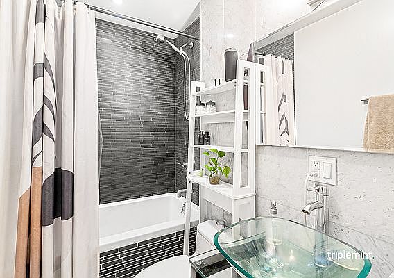 5th image of 303 W 149th St #1R