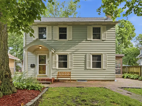 2227 Storm St, Ames, IA 50014