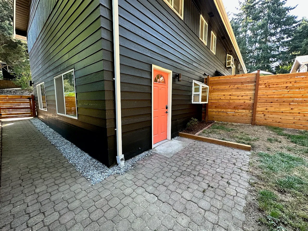 1 bed, 500 sqft, $1,600 — Photo 1