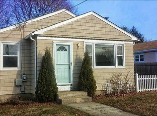 43 Texas Ave, Providence, RI 02904