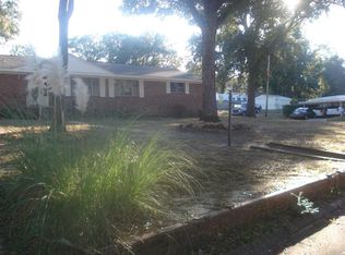 5343 Lakewood Dr, Milton, FL 32570