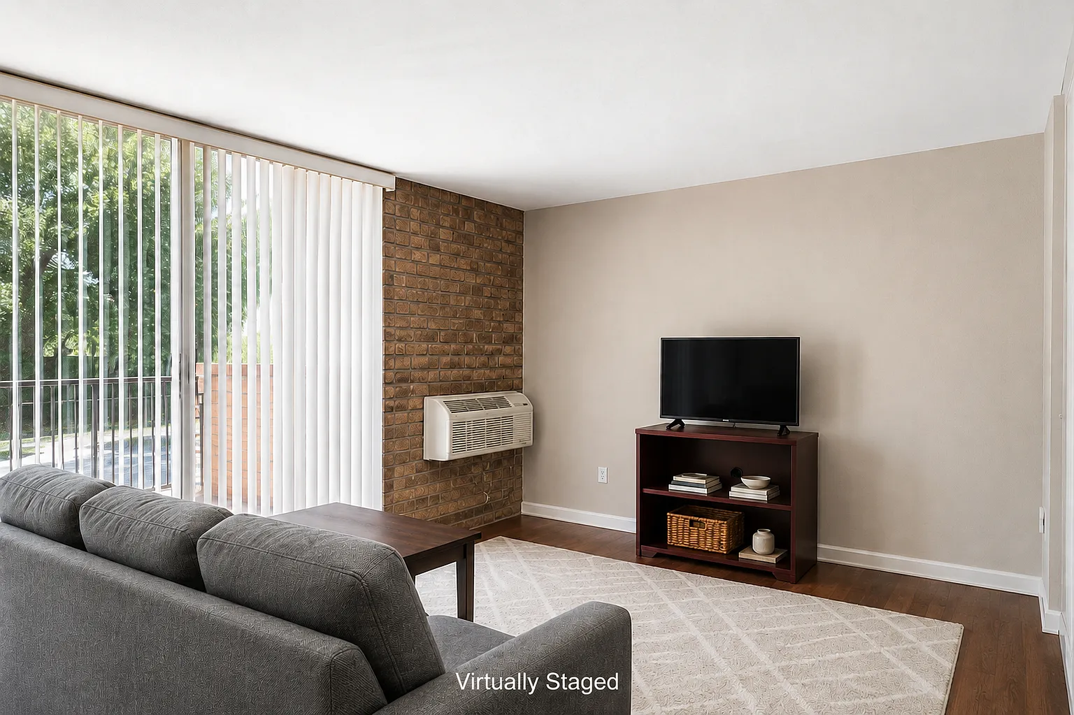 University Apartments Chapel Hill — Photo 4